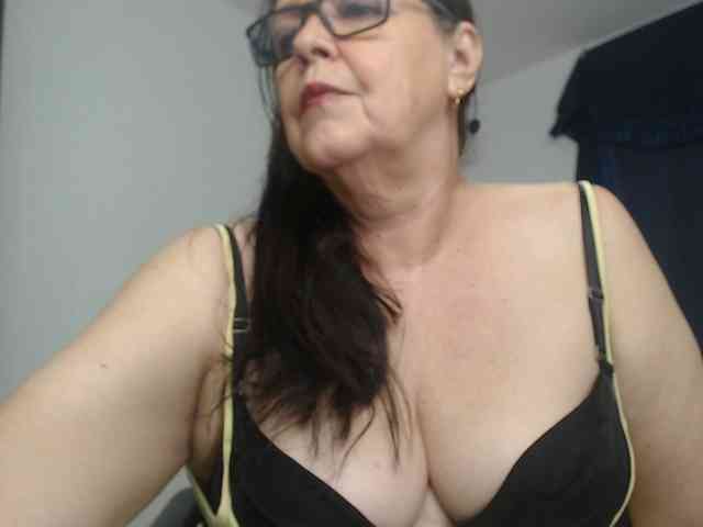 karime99 Live Webcam on BongaCams