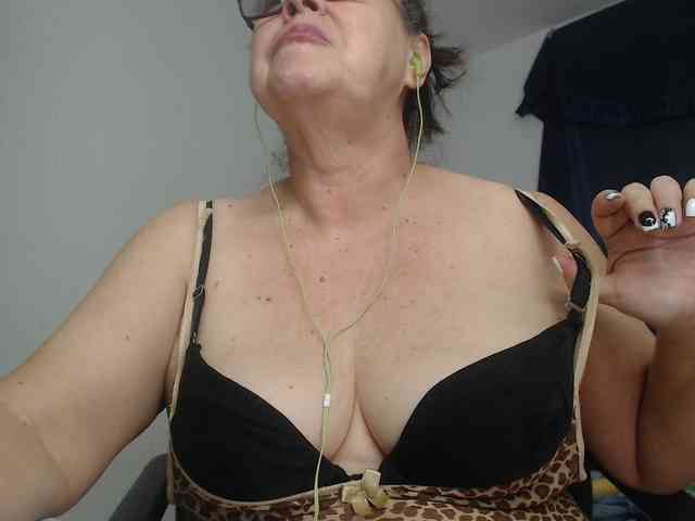 karime99 Live Webcam on BongaCams