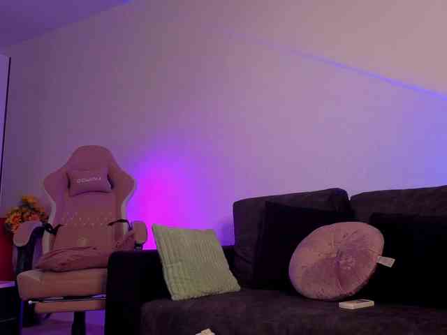 KimLuv webcam