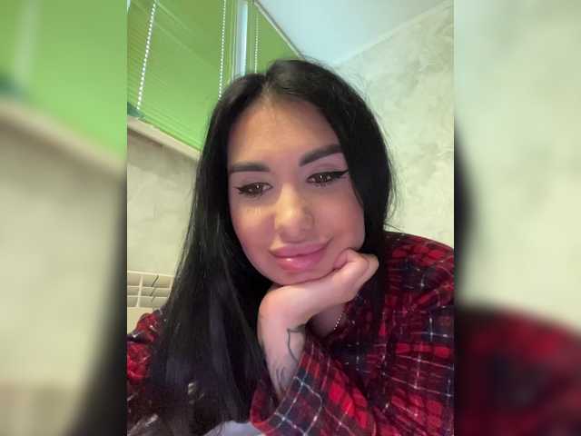 VeryVery5's BongaCams show and profile