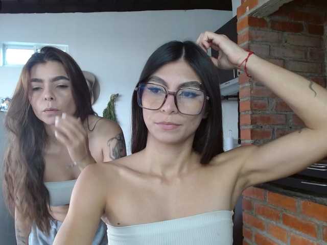 millyxnicoll1 Live Cam on BongaCams