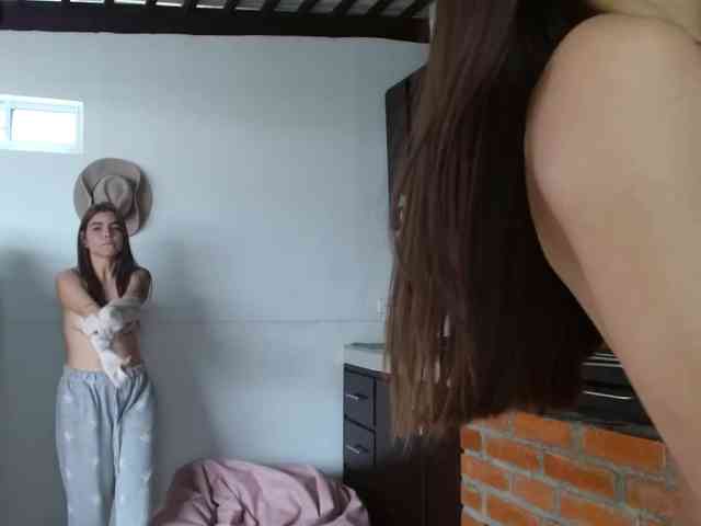 millyxnicoll1 webcam