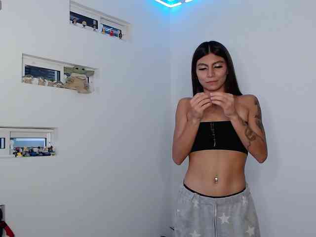millyxnicoll1 webcam