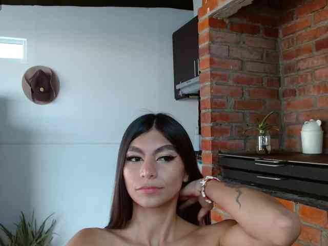 millyxnicoll1 webcam