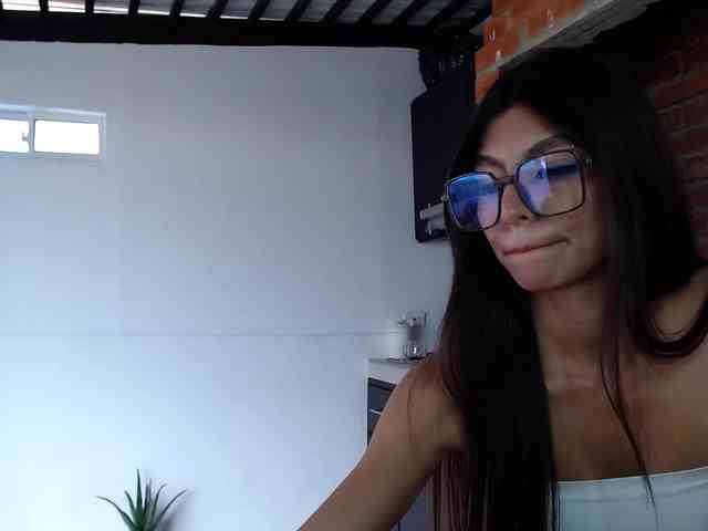 millyxnicoll1 webcam