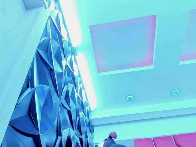 MiaReyes webcam