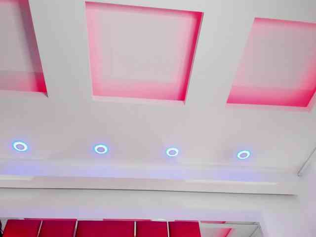 MiaReyes webcam