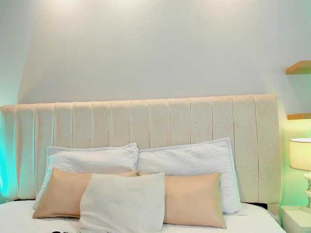 adhilaa-'s BongaCams show and profile