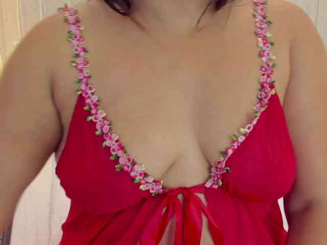 adhilaa- webcam
