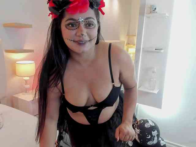 adhilaa- webcam
