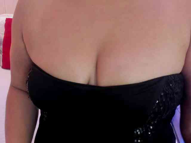 adhilaa- webcam