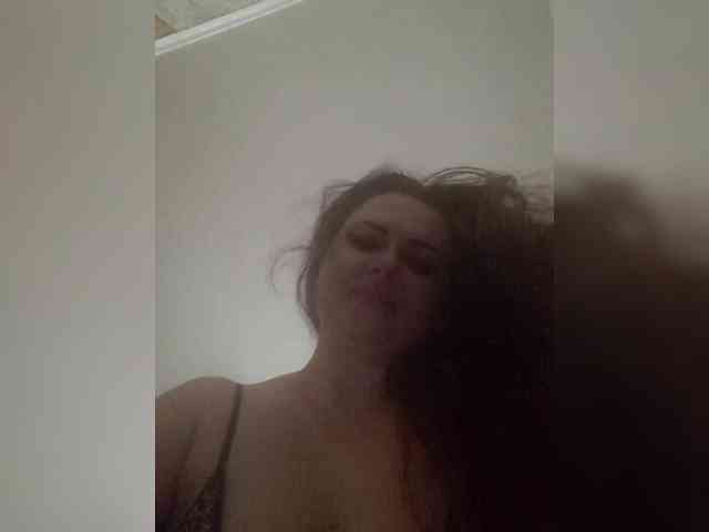 Katyilove25 webcam