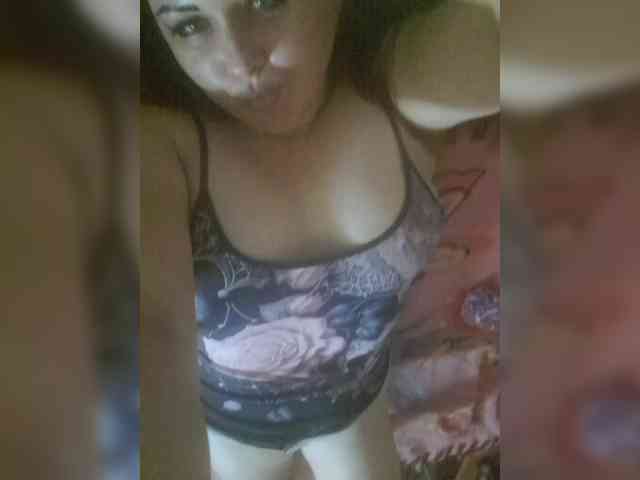 Katyilove25 webcam