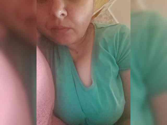 Katyilove25 webcam