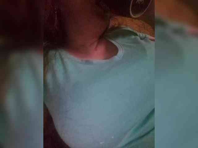 Katyilove25 webcam