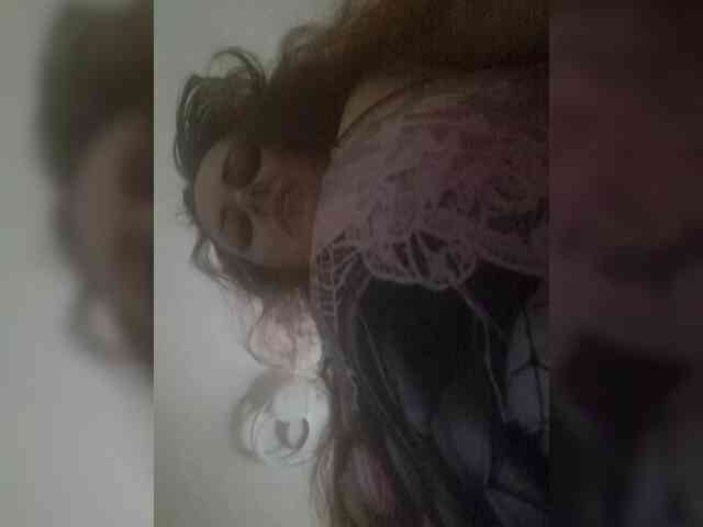 Katyilove25 Live Webcam on BongaCams