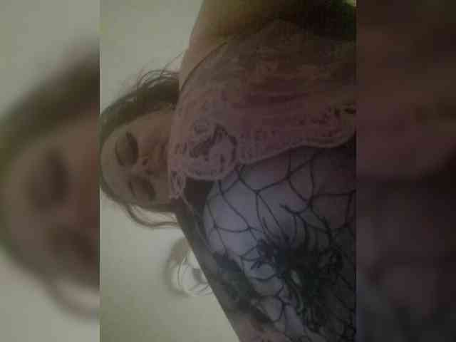 Katyilove25 webcam