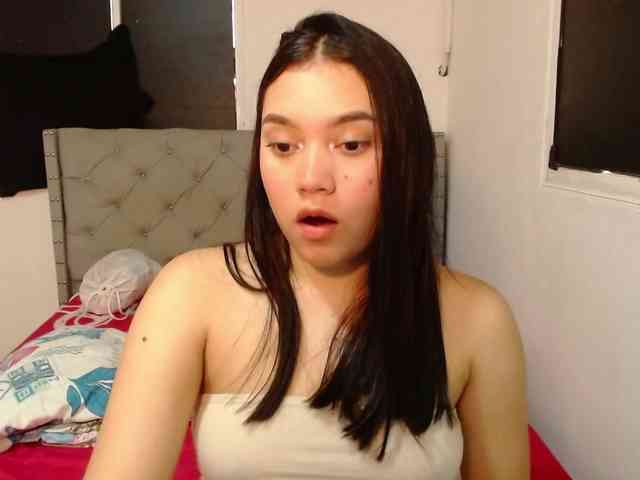 MaddisonAders webcam