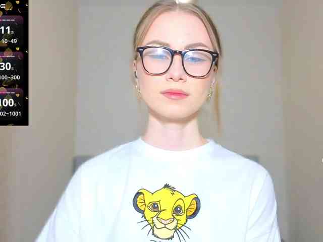AminaLuxuryyy webcam