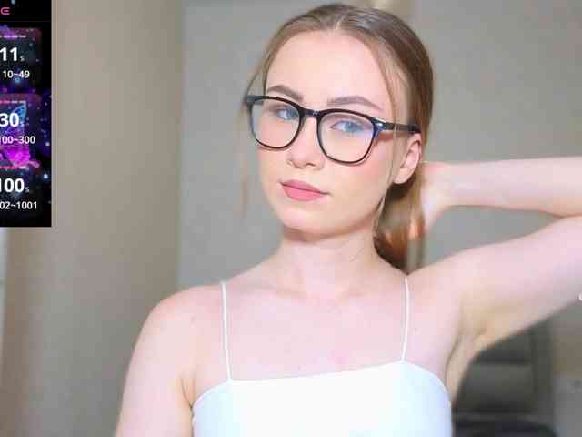 AminaLuxuryyy webcam