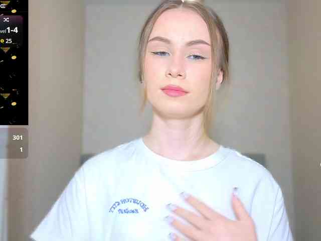 AminaLuxuryyy webcam