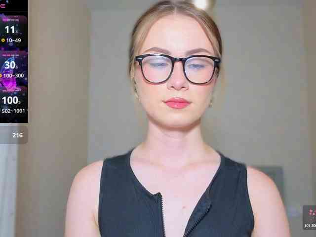 AminaLuxuryyy webcam