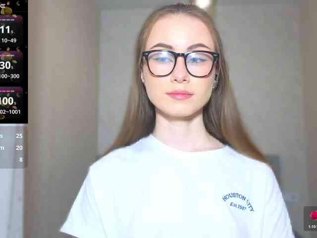 AminaLuxuryyy webcam