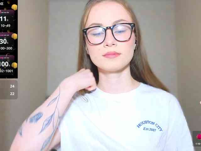AminaLuxuryyy webcam