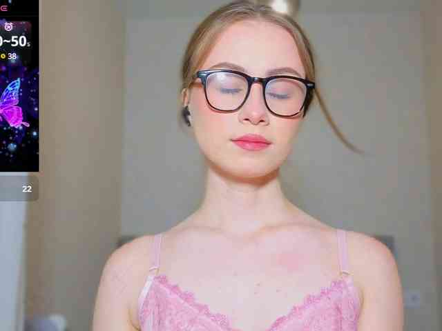 AminaLuxuryyy webcam
