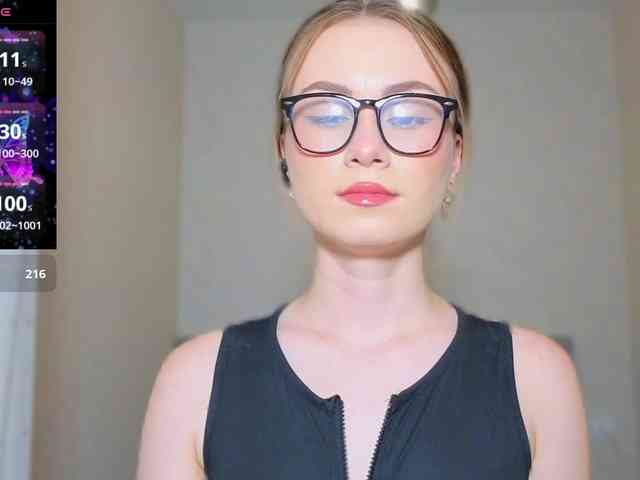 AminaLuxuryyy webcam