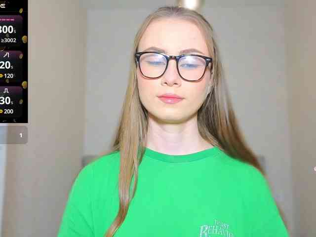 AminaLuxuryyy webcam