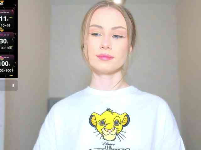 AminaLuxuryyy webcam