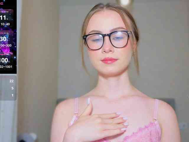 AminaLuxuryyy webcam