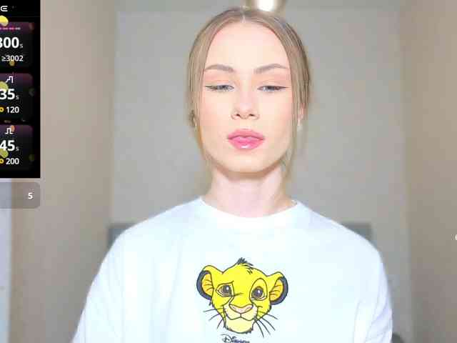 AminaLuxuryyy webcam
