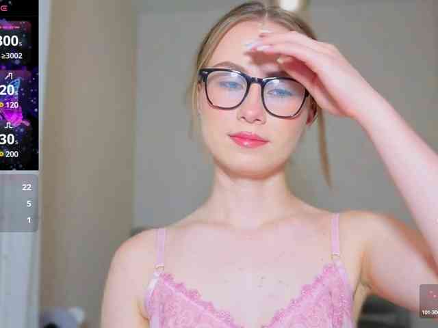 AminaLuxuryyy webcam