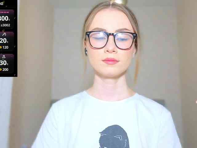 AminaLuxuryyy webcam