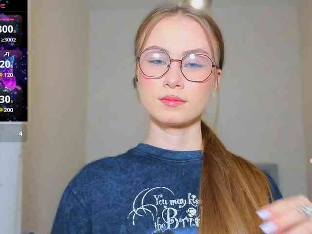 AminaLuxuryyy webcam