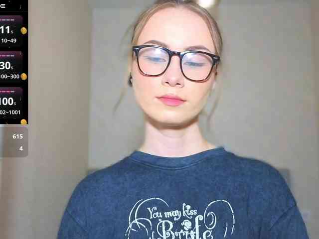 AminaLuxuryyy webcam