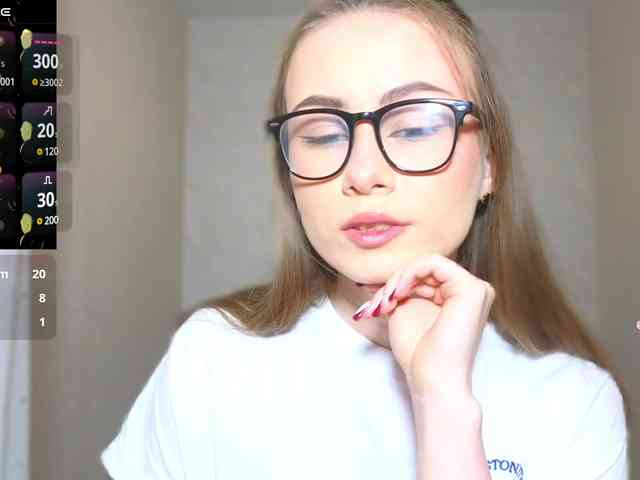 AminaLuxuryyy webcam