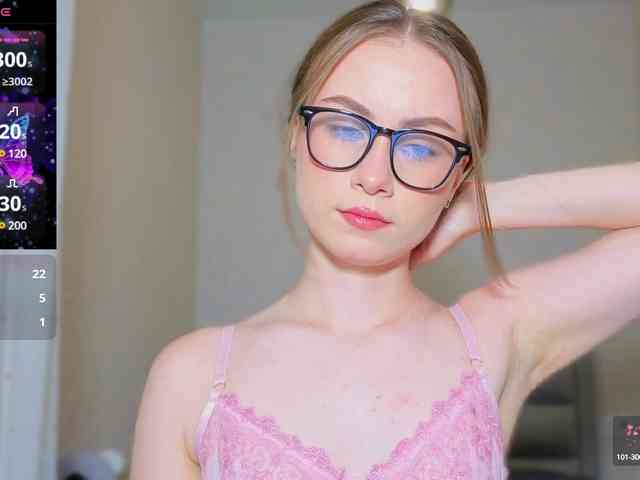 AminaLuxuryyy webcam