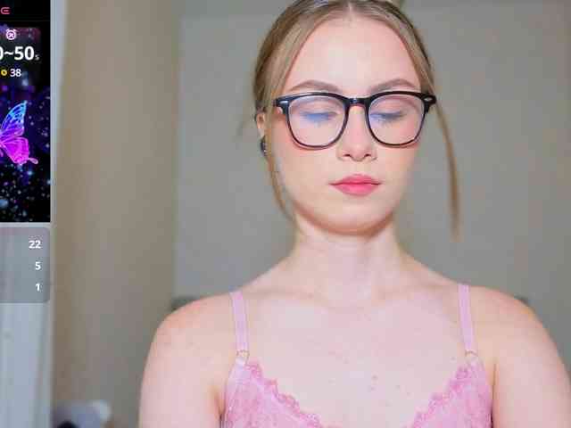 AminaLuxuryyy webcam