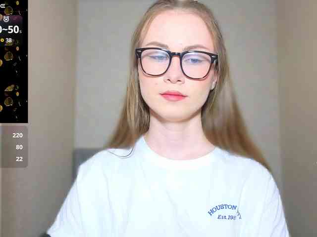 AminaLuxuryyy webcam