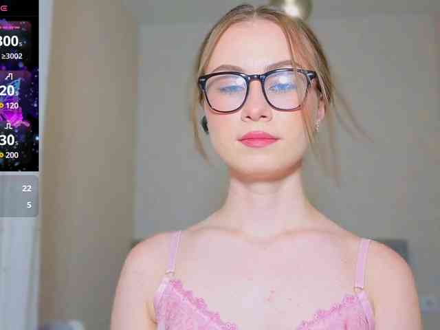 AminaLuxuryyy webcam