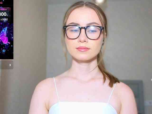 AminaLuxuryyy webcam