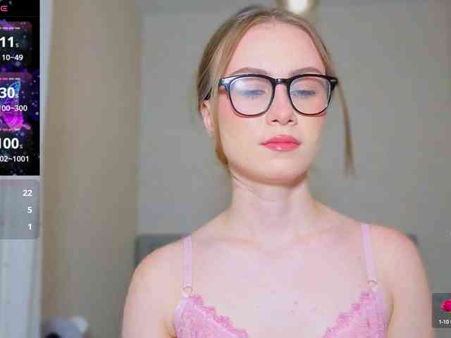 AminaLuxuryyy webcam