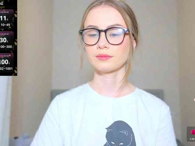 AminaLuxuryyy webcam
