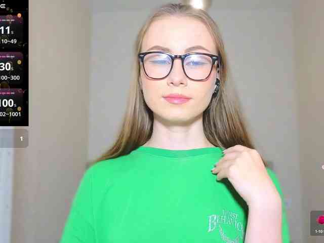 AminaLuxuryyy webcam