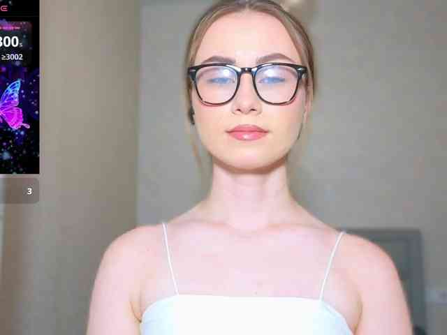 AminaLuxuryyy webcam