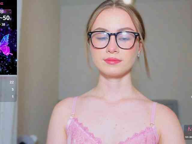 AminaLuxuryyy webcam