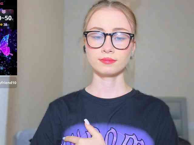 AminaLuxuryyy webcam